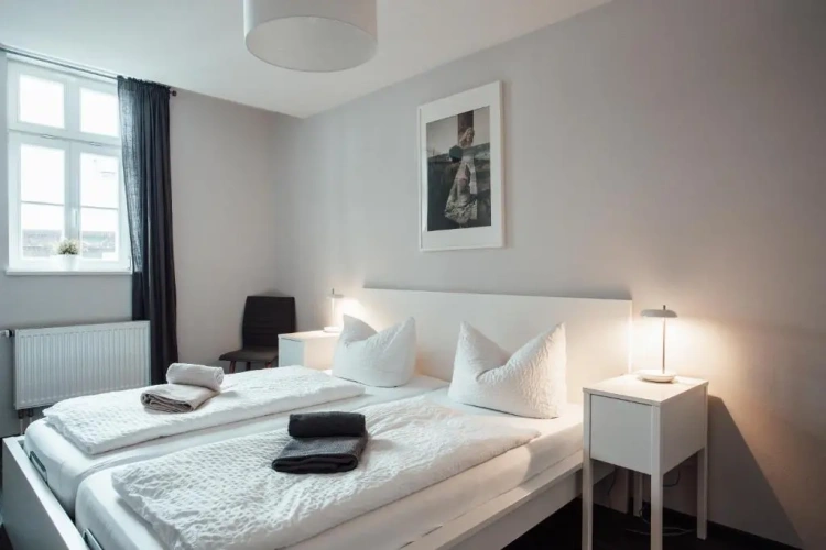 2 Bedrooms Apartment