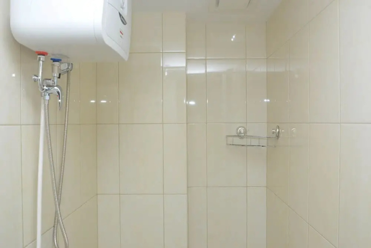 Modern 2BR Apartment @ Springlake Summarecon