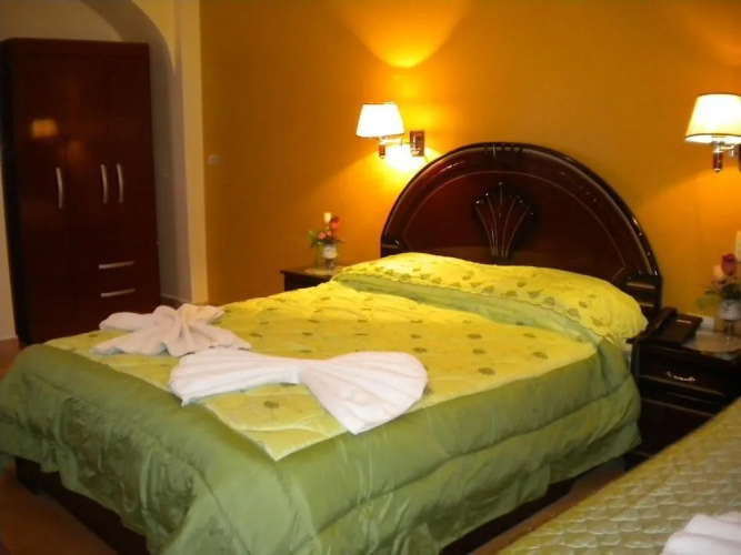 Las Torres Hostal