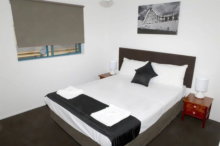 Karana Palms Self Contained Apartments