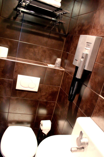 7 Art Hotel Cannes