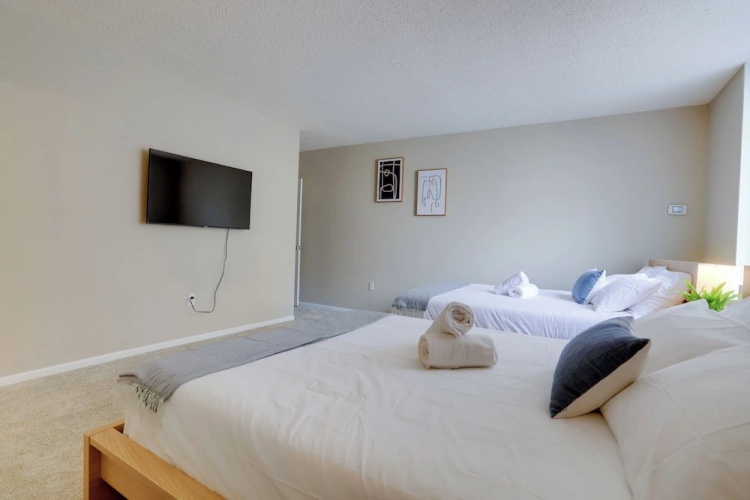 Modern Apartment with Top Amenities