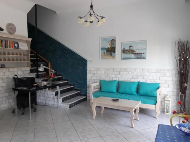 Hotel Prinos