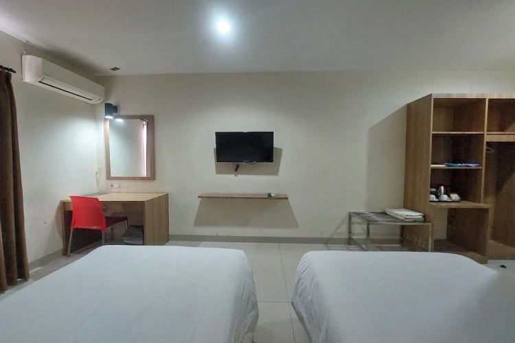 Premier Twin room
