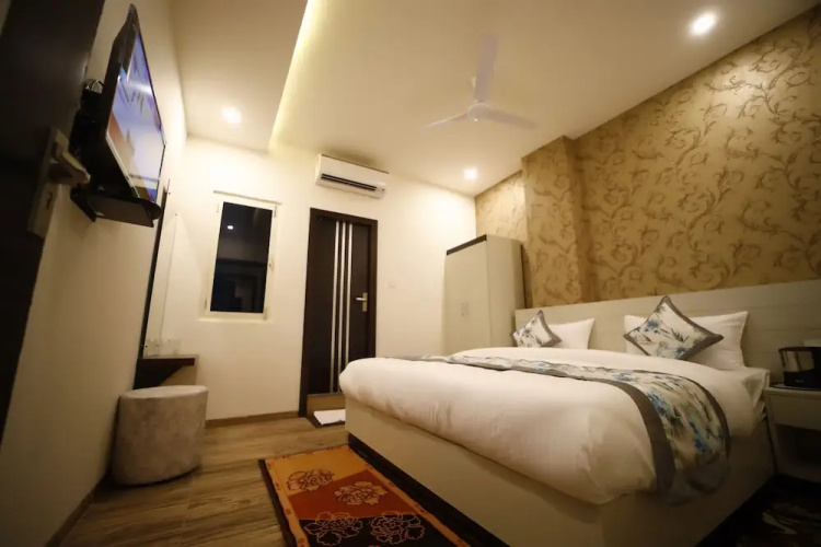 Alankar Hotel