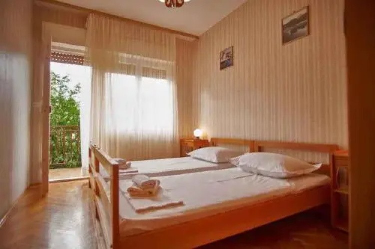 Apartment in Vinisce 7417