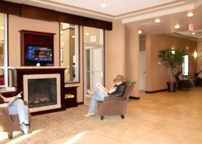 Hampton Inn & Suites by Hilton Edmonton International Airpor photo 27