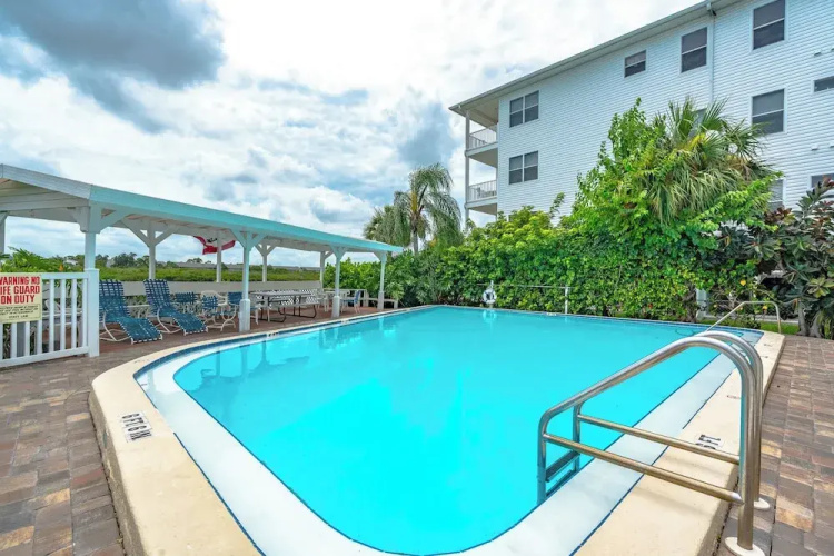 Seashell 19 by Distinctive Beach Rentals