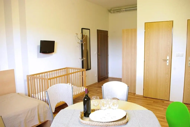 Standard Sextuple room