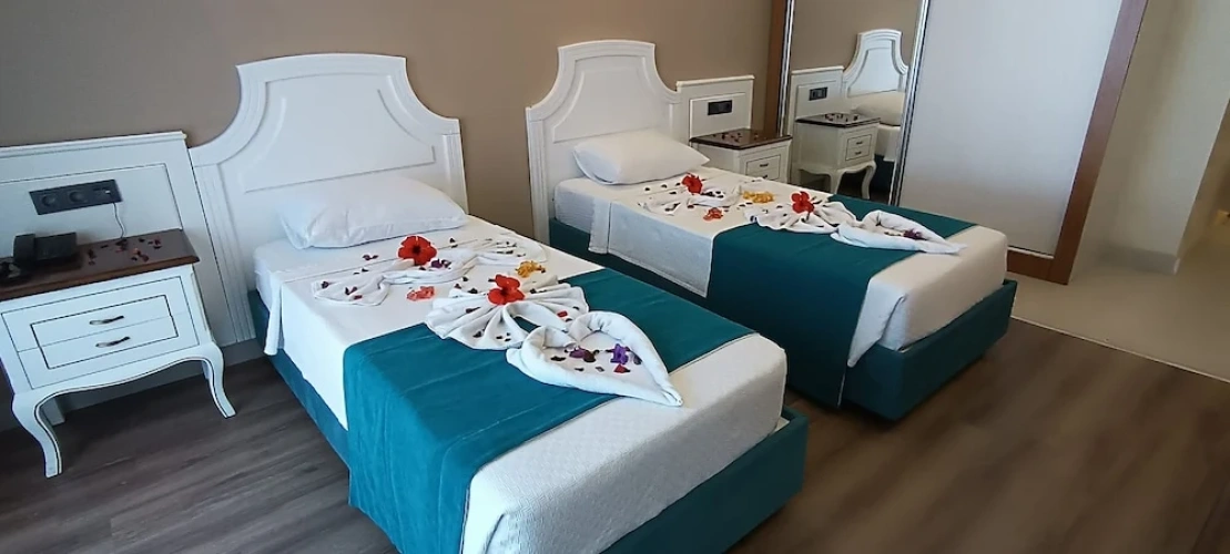 Economy Suite