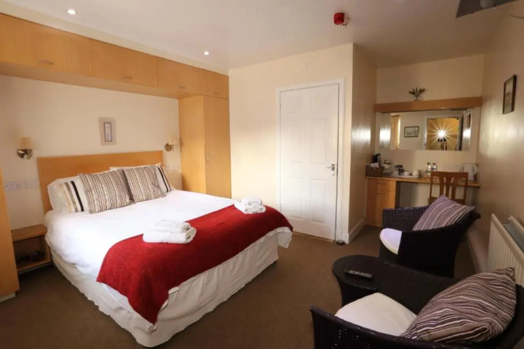Star Hotel