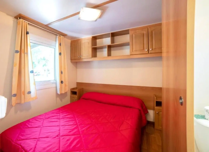 3 Bedrooms Standard Sextuple room