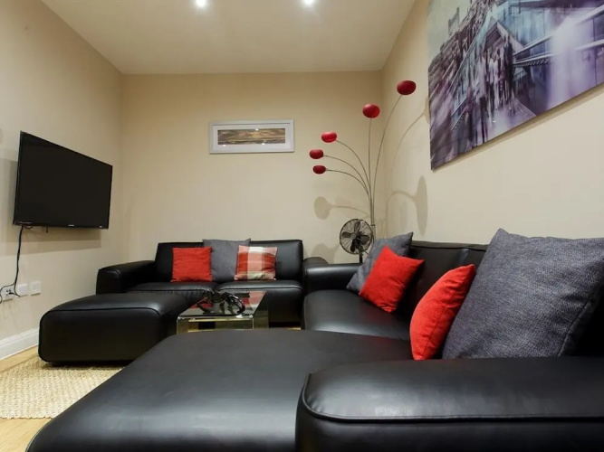 Select Serviced Apartments