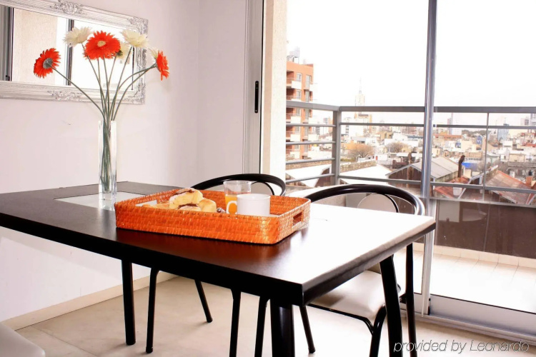 Atenea Apartments & Suites