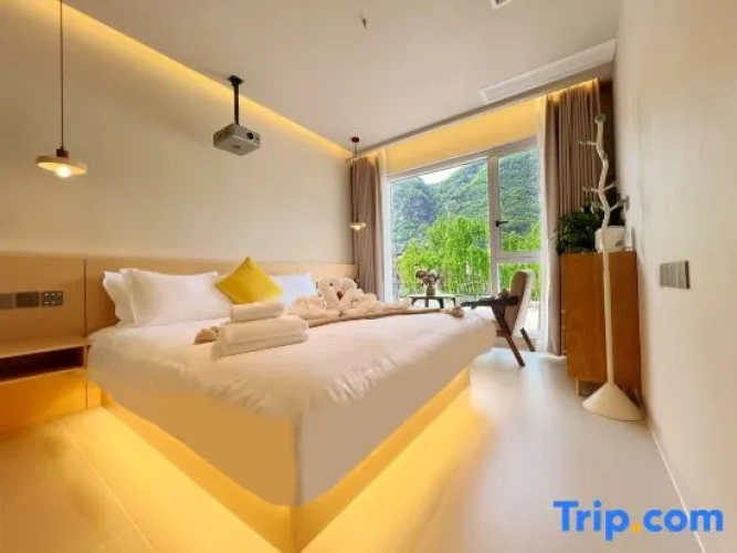 Standard Double room with river view