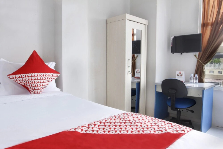 OYO 102 GP Residence
