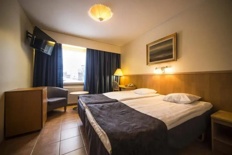 Hotel Aakenus