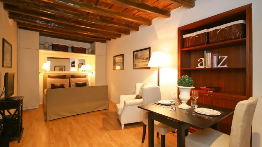 Rental in Rome Romantica Studio