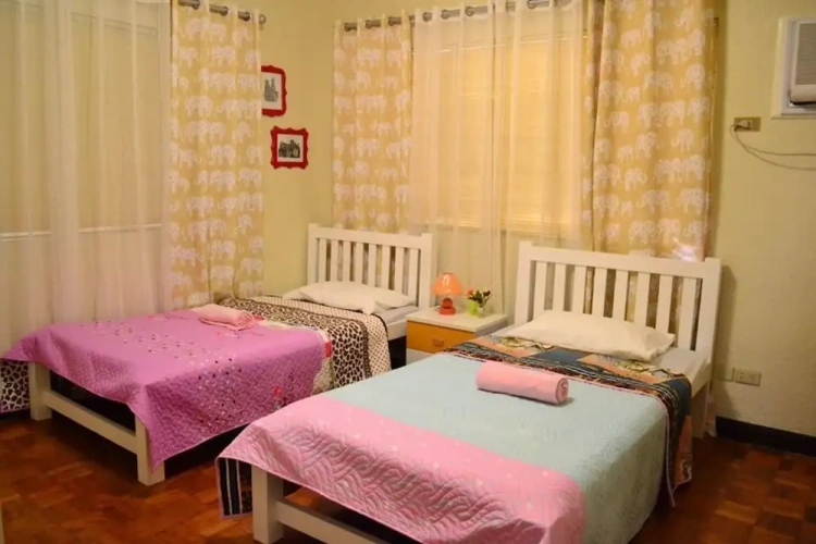 6 Bedrooms Cottage with balcony
