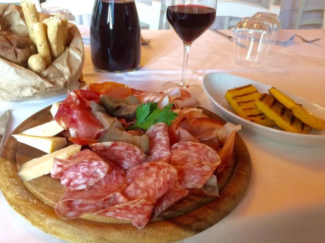 Locanda Corte Montioni