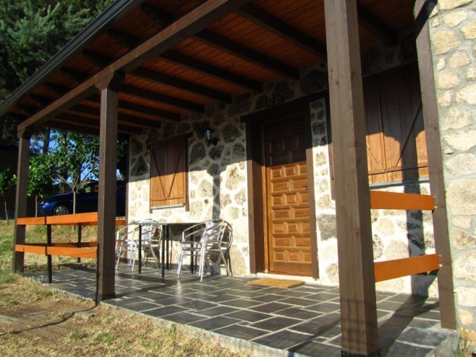 3 Bedrooms Bungalow