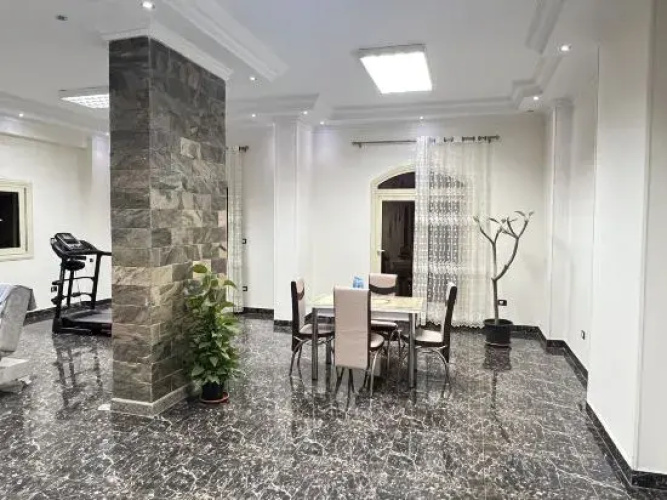 New Cairo B&B