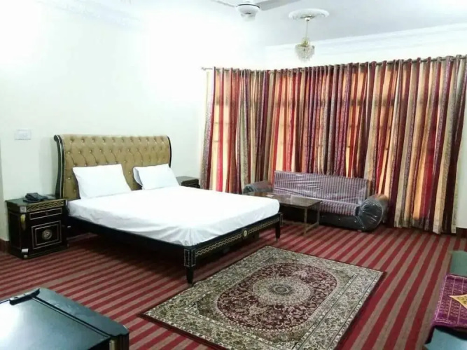 Golden Palace Guest House