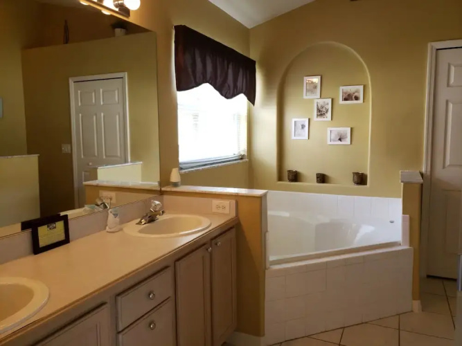 Indian Creek 2667