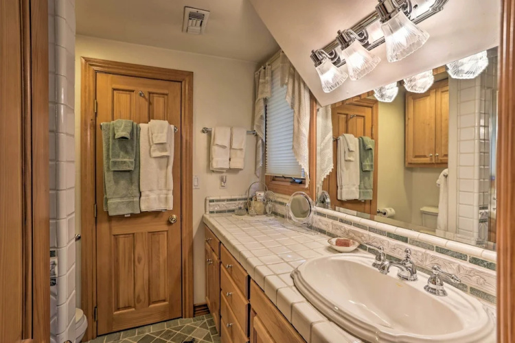 Waterfront Lake Arrowhead Home w/ View & Game Room