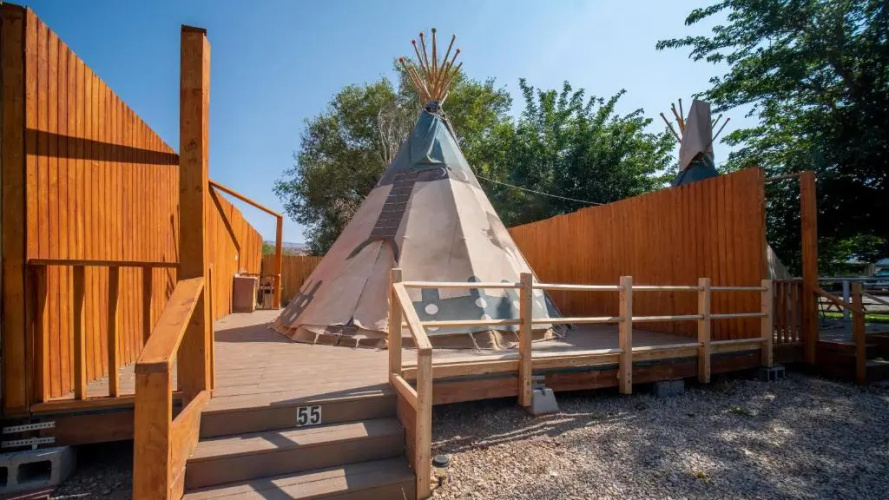 OK RV Park Glamping Tipi OK54
