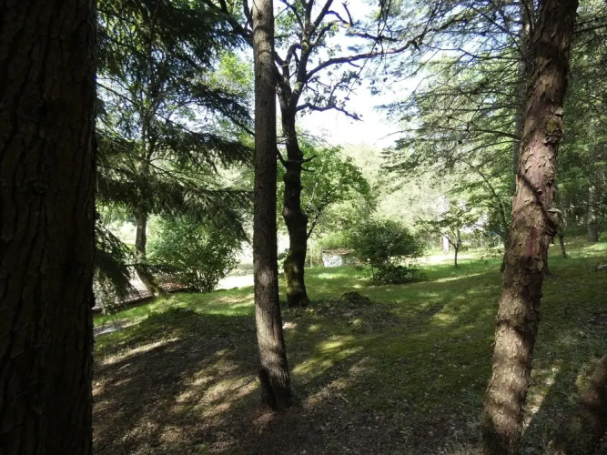 Scappo In Umbria, La Escondida