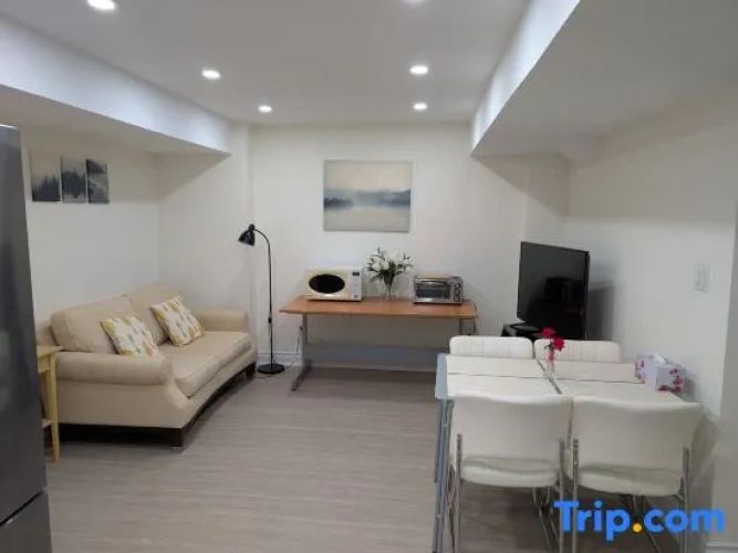 2 Bedrooms Suite