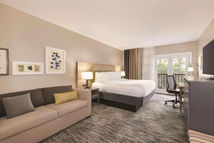 Premium Double Suite with balcony
