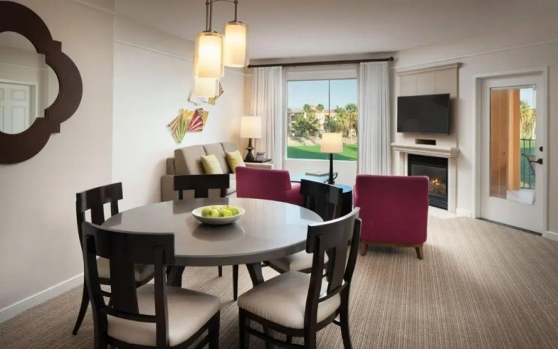 Deluxe Double Suite