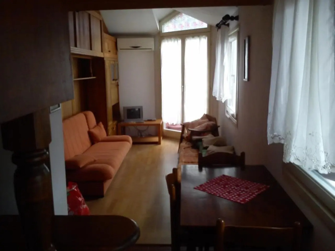 Apartment Pula Old Town