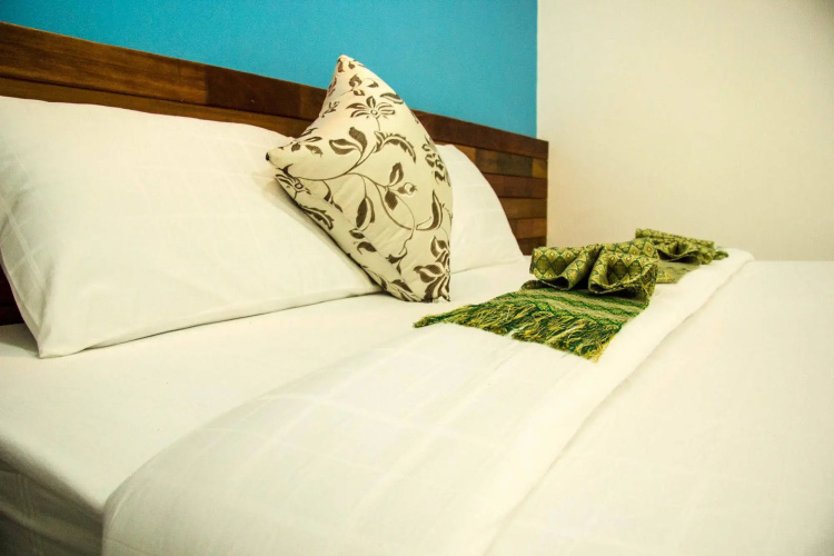 Cha-Cha Hotel