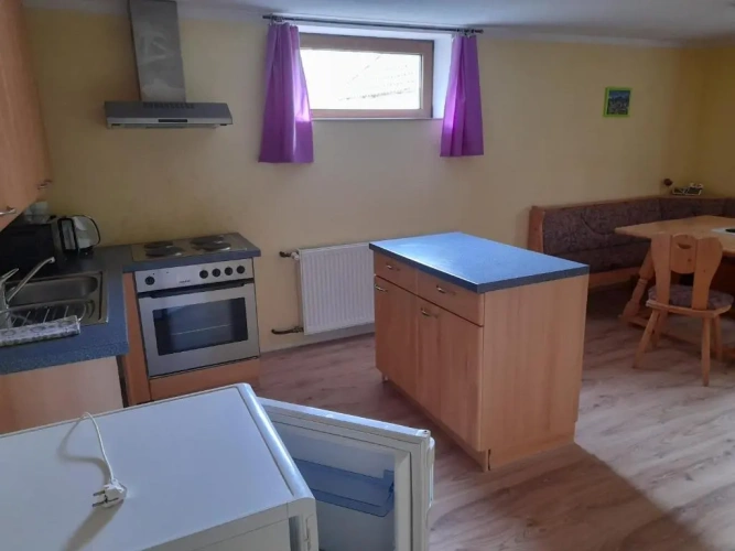 2 Bedrooms Single Apartment