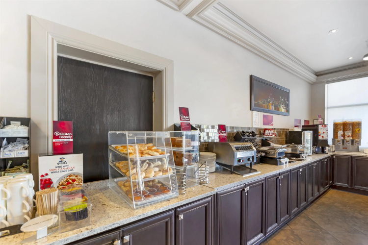 Best Western Plus Travel Hotel Toronto Airport photo 12