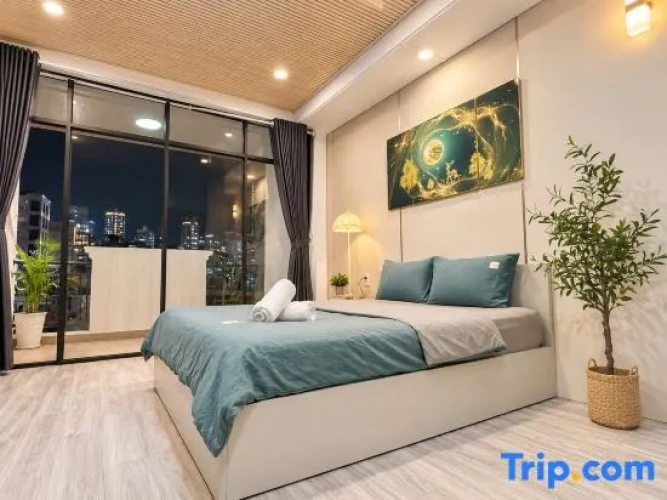 1 Bedroom Apartment with balcony
