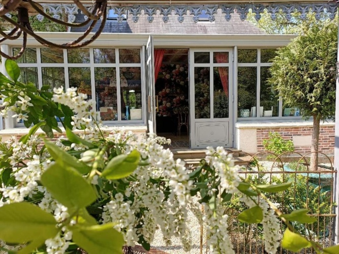 Double Cottage