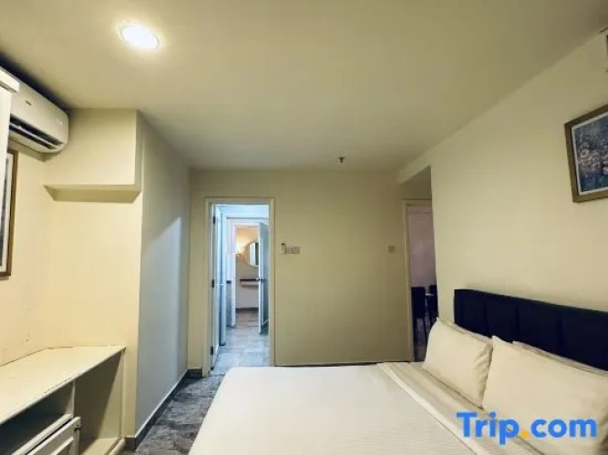 Deluxe Triple Suite