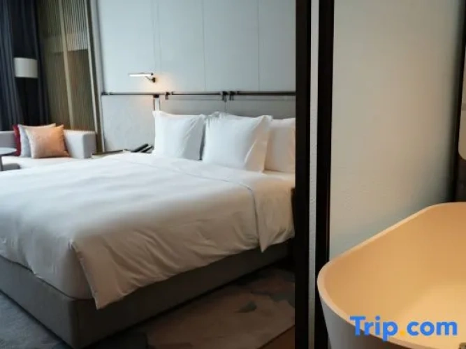 Premium Double room with river view