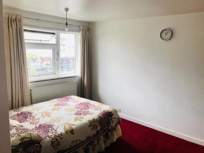 COSY ROOM 2 LONDOn