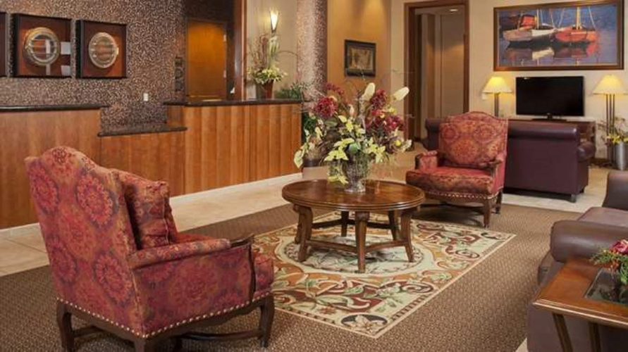DoubleTree by Hilton Bay City - Riverfront