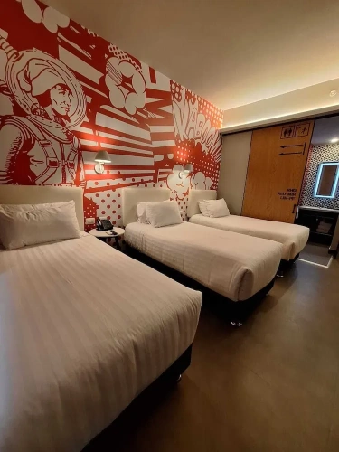 Standard Triple room