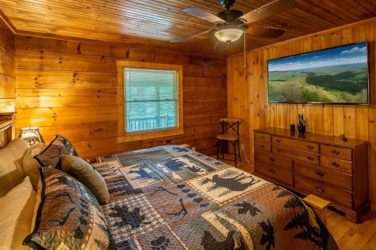 Cozy ‘Grey Fox’ Cabin Between Boone & Blowing Rock