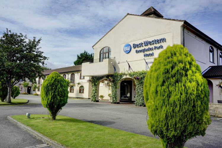 The Everglades Park Hotel