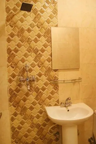 8848 Hostel