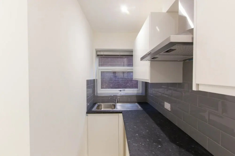 Bridge Road - Room 4a