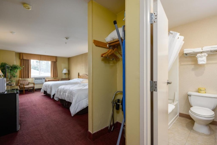 Deluxe Double Suite